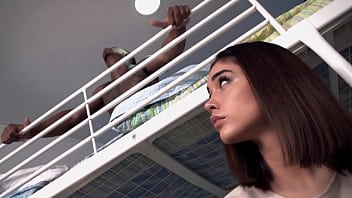 リッチな女 (マリリン クリスタル) がホステルで 2 本のチンポからハードコア アナルを受け取る - HORNY HOSTEL