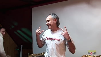 ブロンド 熟女 おばあちゃん あります ました A たくさん の いたずらな 楽しいです 間に AN 激しい 輪姦