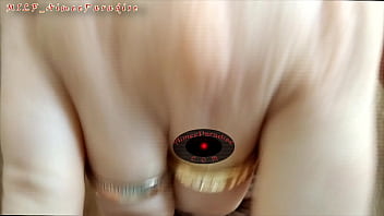 成熟したロシアの美しさは彼女の夫のディックを吸う!超接写、みんなでオナニー！