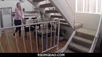 RidingDad - 欲求不満の継父と継娘 SAGA- ドリー リー