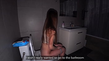 本当の不正行為。トイレで恋人と奥さんの淫語セックス。アナル