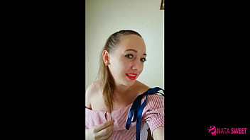 私のセクシーな義理の妹がファンのためにオナニーを録画しているのを見つけて、彼女のきついマンコを犯してください！ Nata Sweet によるホットなロール プレイ ポルノのフル 4k 60 fps ビデオ