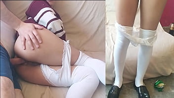 学校のパーティーでアナルセックス！とても若い女子高生がお尻を犯される、彼女を入れるのは困難だった！しかし最後には彼らは彼女のきついお尻でとても豊かにセックスします