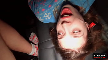 おお！クリスマス ミラクル!- クリスマスに 車内で本物のファン ファック AV女優 - POV - マイケル フロストと MihaNika69