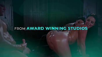 DEVILS FILM - 変態美女カット・ディオールが隣人のチンポを熱心にしゃぶって乗る