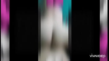 Moocherry は、彼女の大きなお尻の編集物を提供します。