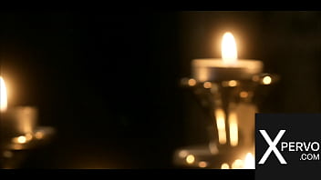 XPERVO - ブロンドの妻、メガネ・ロペスは、大きなペニスを持つ見知らぬ人からの熱いボンデージが必要です