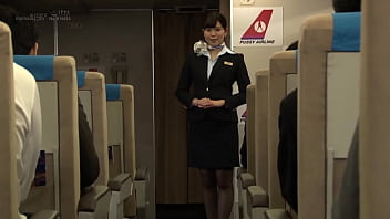 #1「制服・下着・全裸」でおもてなし　またがりオマ〇コ航空 11　デカ尻便