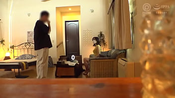Starring: Towa Hasebe [Infirmary teacher G cup married woman] Too obscene secret debut! Spread the crotch widely and insert the tip to the root! Copy and paste the URL for a high-quality full video that pierces with an intense piston and makes you cum con