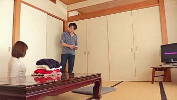 熟女とのAV鑑賞… その2 : もっと見る→https://bit.ly/Raptor-Xvideos