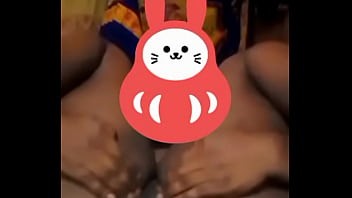 私が私の猫で遊ぶのを見てください