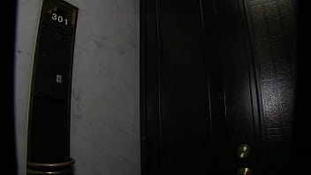 #1欲求不満の美人妻がＡＶ出演でイキまくり！