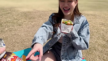 1부 [평생 비비고 싶은 마시멜로 큰가슴 걸과의 러비 도비 생 섹스]. 허스키한 목소리의 무방비 소녀가 감미로운 목소리로 다가와 오르가즘 섹스에 만전을 기한다.