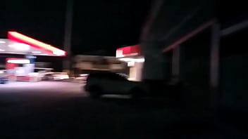欲求不満のフィリピン人が（ペトロン）ガソリンスタンドでファックして絶頂を食べる