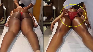 診察中に患者のパンティーを脱いで隠して撮影しました-タントラマッサージ-REAL VIDEO