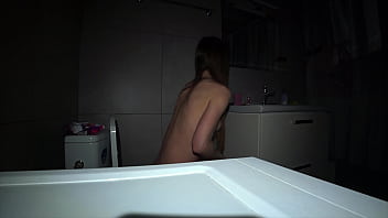 本当の不正行為。仕事中のトイレで恋人と妻が厚かましく性交。ハードアナル