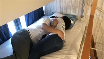 同居夫妇的早晨习惯。工作前做爱。