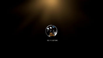Krislynn：全新娇小 20 岁加拿大花痴硬核跨种族试镜