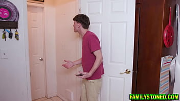 Stepsiblings Holly Day and Rion King devise a new set of rules where calling dibs is sacred and undeniable