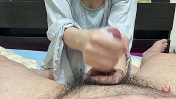手をスピードアップして30秒以内にすべて撮影してください〜こんなにたくさん撮影できるとは予想していませんでした!もちろん、撮影後も敏感なペニスをいじる必要があります