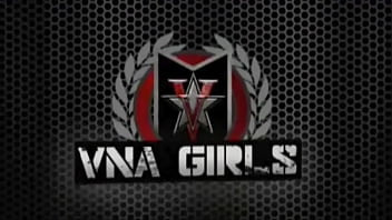 潮吹き熟女マキシン X がマン汁を噴射するまでセックスする