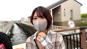 part1 与萨基的约会,一个拥有H罩杯大奶子的美发师! 他们很快就开始做爱了! Saki穿上色情服装真的很可爱!