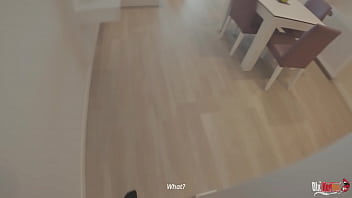 継母は背中のマッサージを求めたが、継息子のお尻にチンポを突っ込むとは予想していなかった