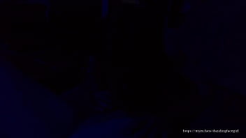 私の友人の妻は、私のチンポの世話をして夜を過ごすのが好きです - Dazzlingfacegirl
