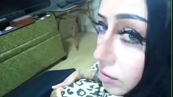 セクシーな熟女がイタリアンポンドマシンでハメ撮りハードコアXXXセックスを犯される