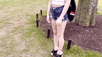 part1 「推し」に貢ぐためにしに来た色白1●歳ちゃん！好きなアイドルのためならオジサンの子種も喜んでる。激かわ〇リ顔巨乳J●！【あみちゃん・1◯歳】
