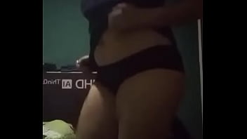 教会牧师的真实家庭视频是否被泄露？ 天然大奶