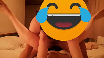 今回は生足正常位で突きまくった