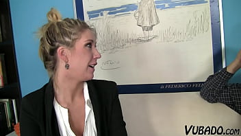 イギリス人素人が後背位を楽しむ