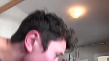 Manette e cinghie non bastano nemmeno a descrivere ciò che Syd si troverà ad affrontare quando Aiden si piega...