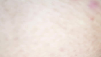 欲求不満な隣人が私に新しい大人のおもちゃを買ってくれて、それを使っています