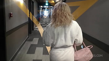 金持ちの寝取られ男が妻のためにアナルセックスでBBCを命令するJL049