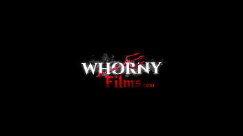Whorny Films обратный гэнгбэнг, потрясающие крошки делят один большой член
