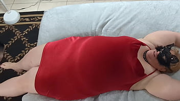 太い曲線美のぽっちゃり熟女ママが黒人の顔に大きなお尻をトゥワーク（マンコ舐め）（69）男を食べるSSBBW