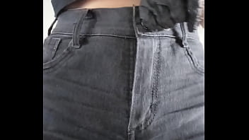 パンツが私のアソコにしっかり跡を残すのが好きです