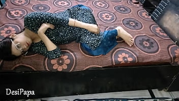 美しいインド人妻とのラブロマンスとエキゾチックなハードコアセックス