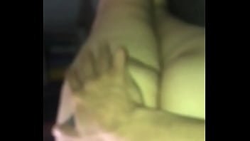 舌がペニスの皮膚に触れたときに感じる感覚があります。1日に2〜3回それを感じる必要があります