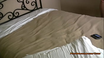 ホットな女の子のハメ撮り足コキ