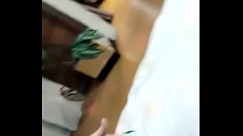 学校を出るときはいつもコーラの家に行ってセックスする 彼女はいつも濡れたペペカと一緒にいる