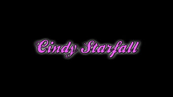 Cindy Starfall обожает лизать задницу и принимать порции спермы