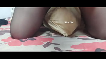 粉墨人生-丝袜诱惑之开裆丝袜贱货小少妇