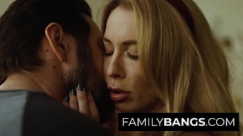 FamilyBangs.com ⭐ 何年も会っていなかった義兄と義妹が再びセックス、エイデン・アシュリー、トミー・ピストル