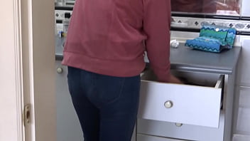 彼は完全な相互オナニーで私のおっぱいに射精しましたが、彼は私とセックスすることができませんでした