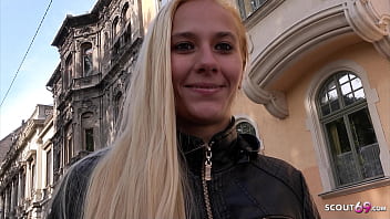 ドイツのスカウト - タトゥーのない内気な若い女性ヘイリー・ハンターがファースト・キャスティング・セックスと話す