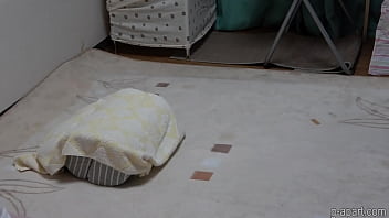 真木夏芽 ギャルがバイブを使ってオナニーを始める