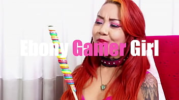 Супер горячий азиатский лесбийский трах для Kimberly Chi и Nyomi Star, часть 1